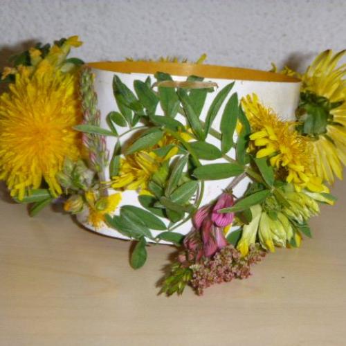 Blumenarmband